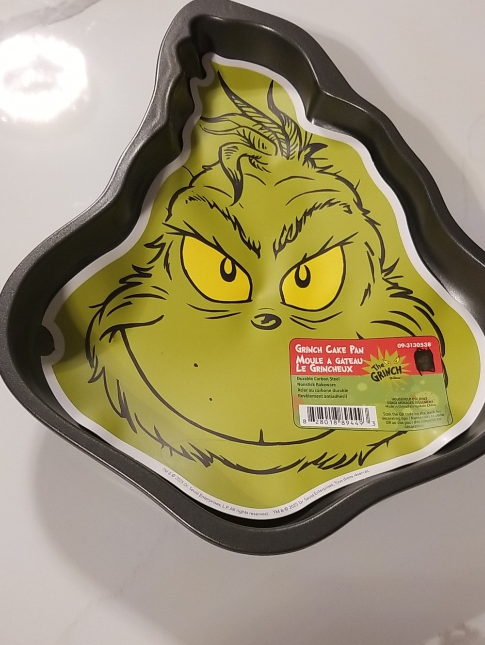 The  Grinch Cake Pan